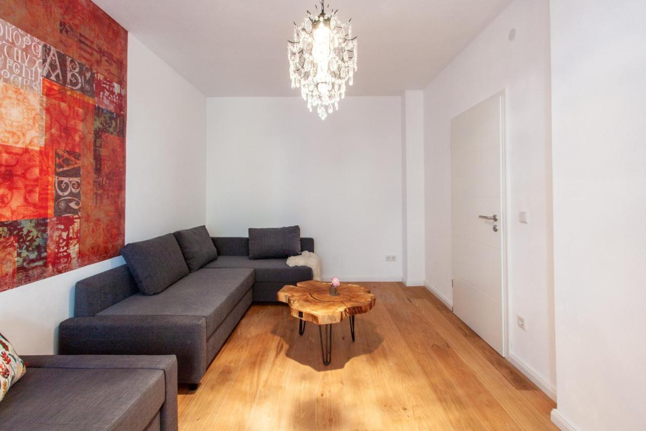 Modern & Spacious Apartment For Up To 8 Persons Würzburg Eksteriør bilde